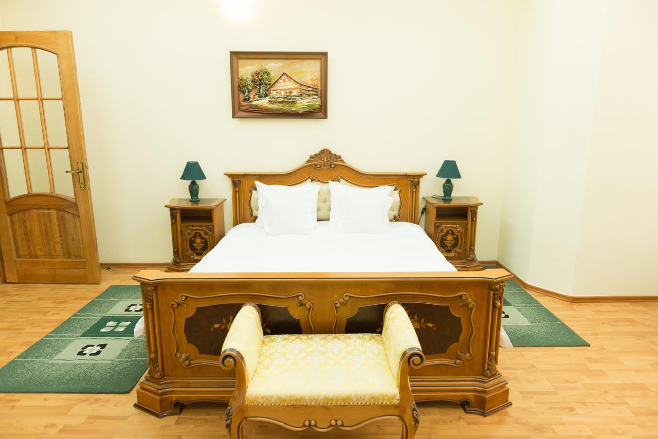 Vila Rica Hotel Slănic-Moldova Habitación foto